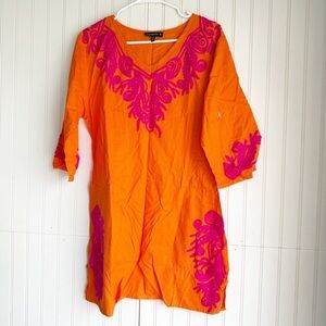 Chances R Size M Vibrant Orange and Pink Embroidered Tunic Top